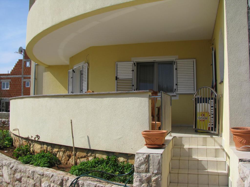 Apartment Megi Tribalj Oda fotoğraf